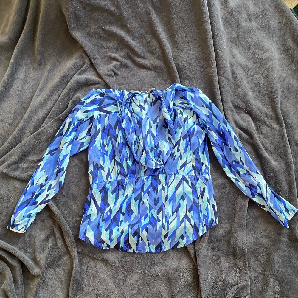 Lightweight Rain Jacket - image 3